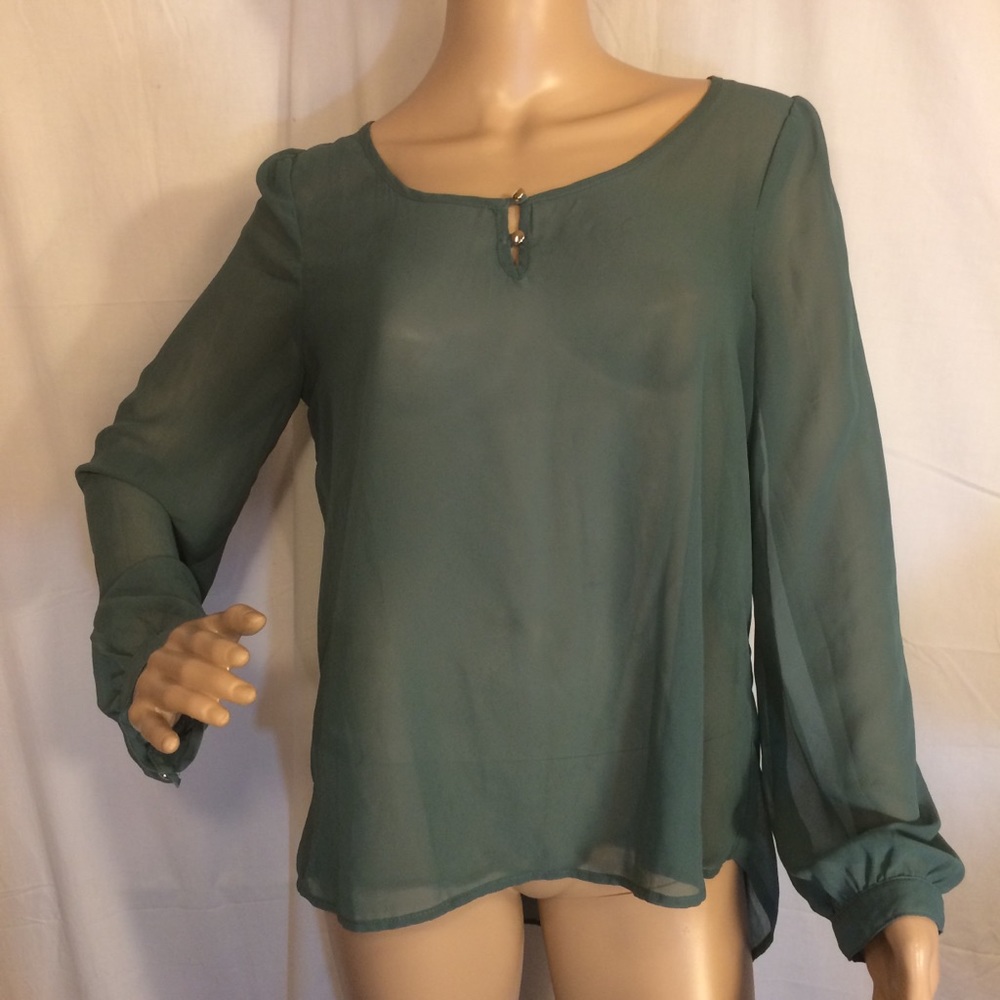 Preowned Pearl Women's Sheer Top, Size L